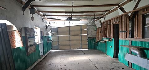 Tiny photo for 1208 E Randolph Street, Mcleansboro, IL 62859 (MLS # 12616997)