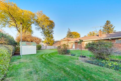 Tiny photo for 2240 N Western Avenue, Park Ridge, IL 60068 (MLS # 12512959)