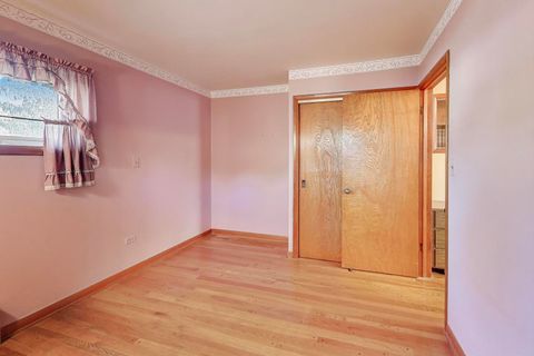 Tiny photo for 2240 N Western Avenue, Park Ridge, IL 60068 (MLS # 12512959)