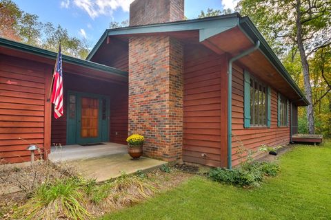 Tiny photo for 6N347 Old Homestead Road, St. Charles, IL 60175 (MLS # 12490281)