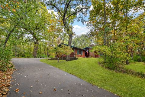 Photo of 6N347 Old Homestead Road, St. Charles, IL 60175 (MLS # 12490281)