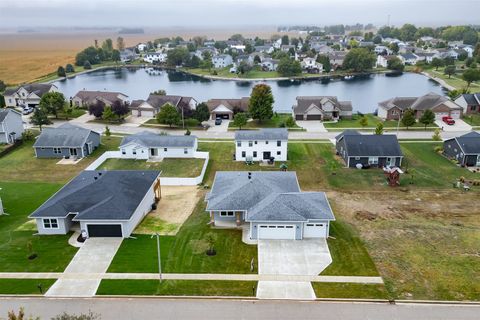Tiny photo for 20 Fedor Circle, Bloomington, IL 61705 (MLS # 12171238)
