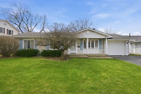 Tiny photo for 593 Bristol Lane, Elk Grove Village, IL 60007 (MLS # 12608397)