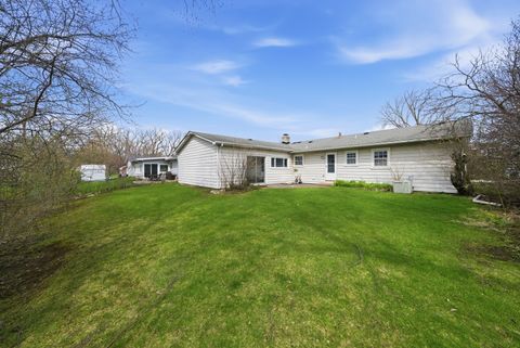 Tiny photo for 593 Bristol Lane, Elk Grove Village, IL 60007 (MLS # 12608397)
