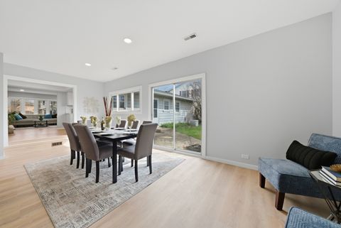 Tiny photo for 593 Bristol Lane, Elk Grove Village, IL 60007 (MLS # 12608397)