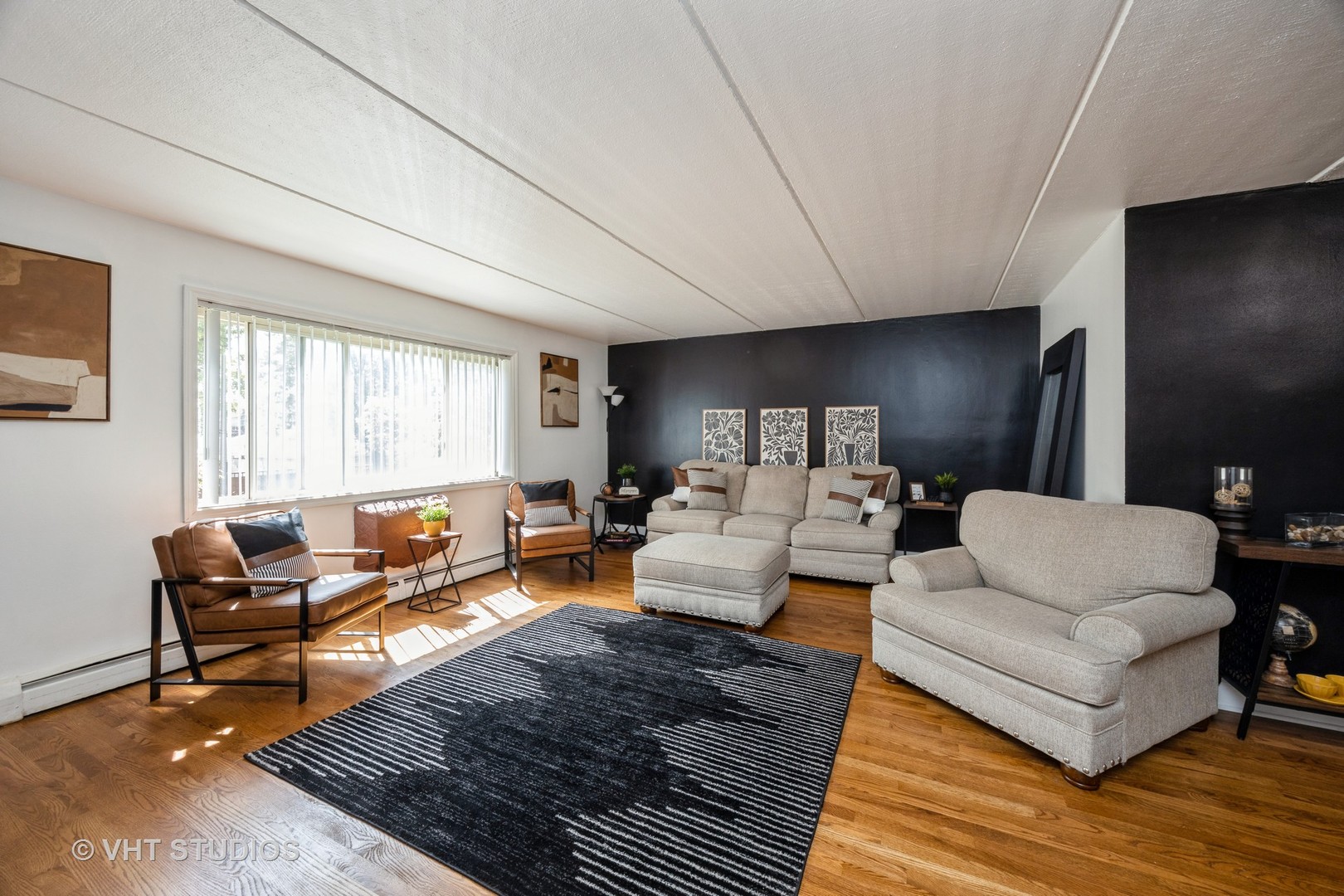 914 N Austin Boulevard B10