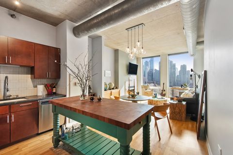 Tiny photo for 700 N Larrabee Street #1012, Chicago, IL 60654 (MLS # 12571463)