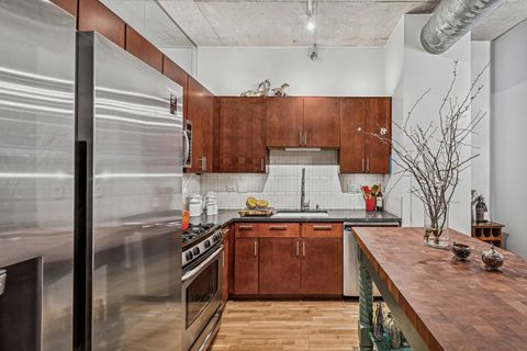 Tiny photo for 700 N Larrabee Street #1012, Chicago, IL 60654 (MLS # 12571463)
