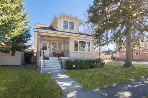 7001 N Ozark Avenue Chicago IL 60631