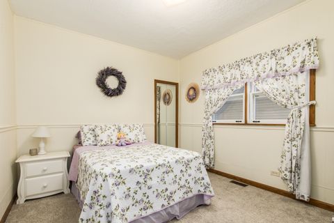 Tiny photo for 7001 N Ozark Avenue, Chicago, IL 60631 (MLS # 12589697)