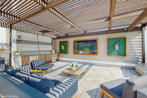 Tiny photo for 305 Briarwood Lane, Lincolnshire, IL 60069 (MLS # 12505983)