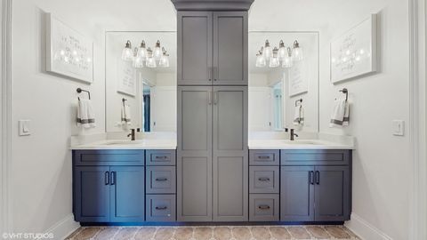 Tiny photo for 305 Briarwood Lane, Lincolnshire, IL 60069 (MLS # 12505983)