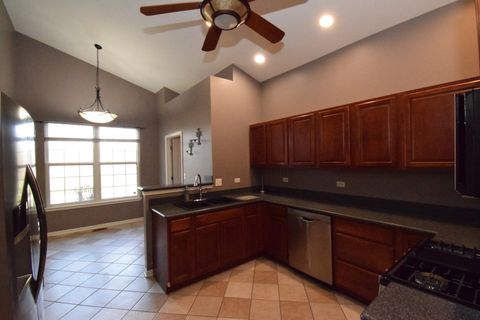 Tiny photo for 600 Countryfield Lane, Elgin, IL 60120 (MLS # 12544107)