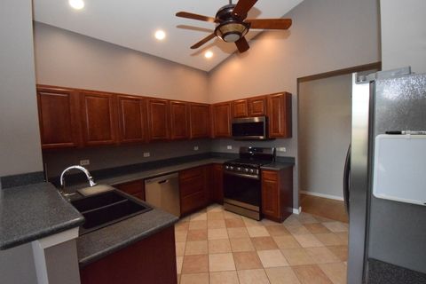 Tiny photo for 600 Countryfield Lane, Elgin, IL 60120 (MLS # 12544107)