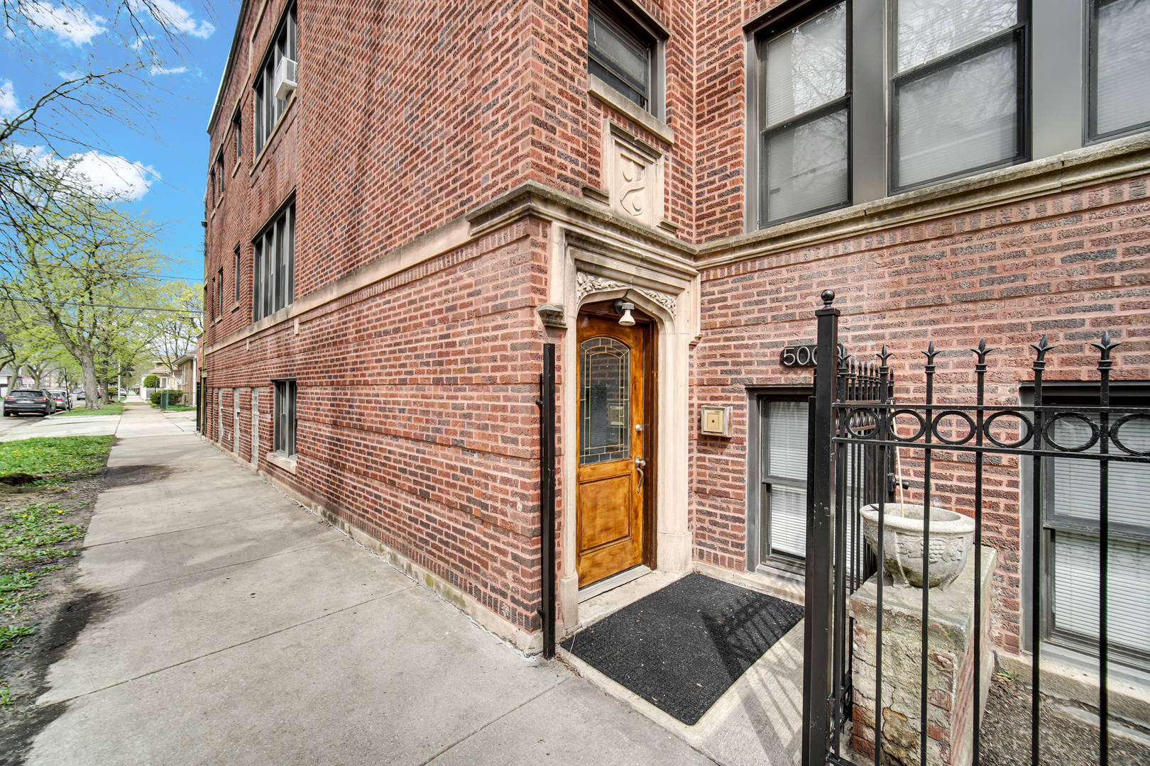 5000 N Ridgeway Avenue