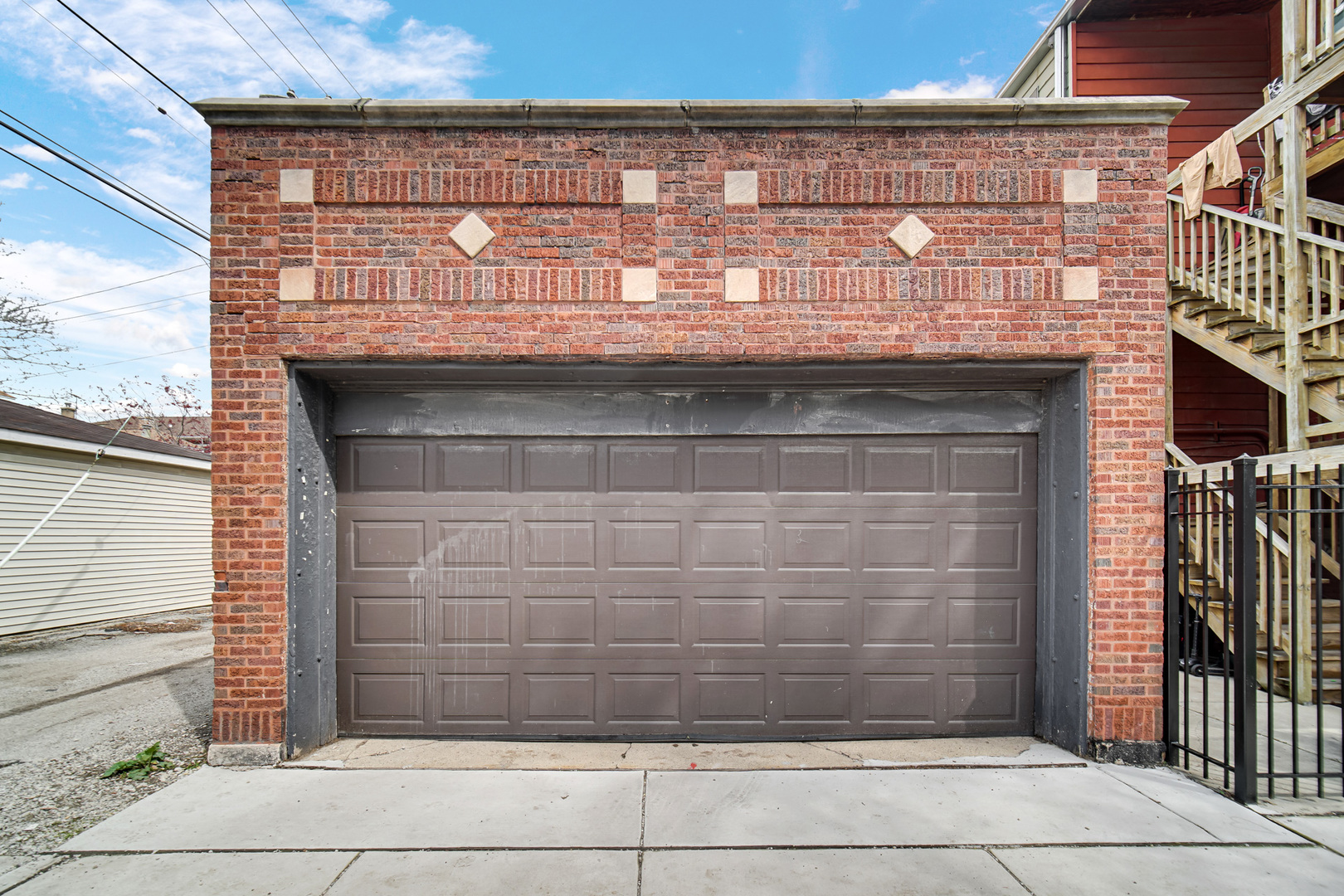 5000 N Ridgeway Avenue