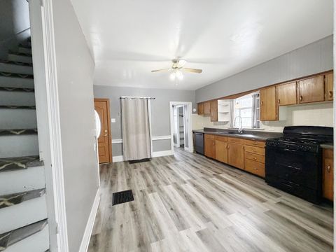 Tiny photo for 1440 S Chicago Avenue, Freeport, IL 61032 (MLS # 12525708)