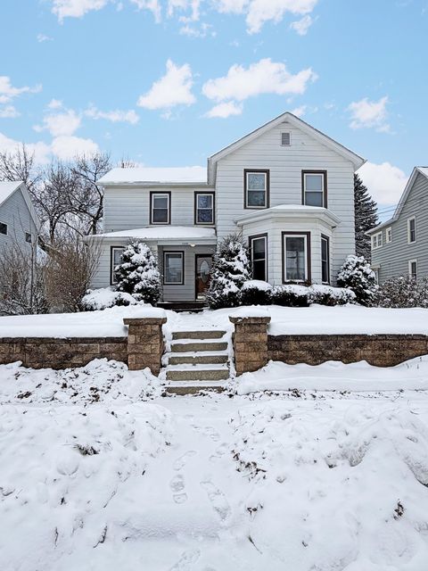 Tiny photo for 1440 S Chicago Avenue, Freeport, IL 61032 (MLS # 12525708)