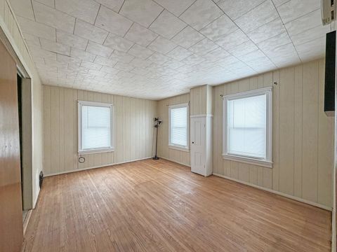 Tiny photo for 1440 S Chicago Avenue, Freeport, IL 61032 (MLS # 12525708)