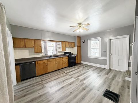Tiny photo for 1440 S Chicago Avenue, Freeport, IL 61032 (MLS # 12525708)