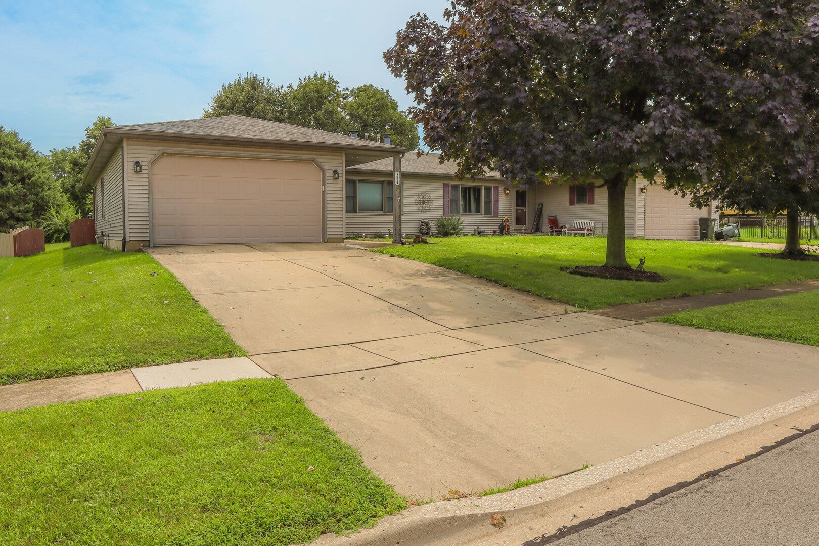 904 Harvest Trail B