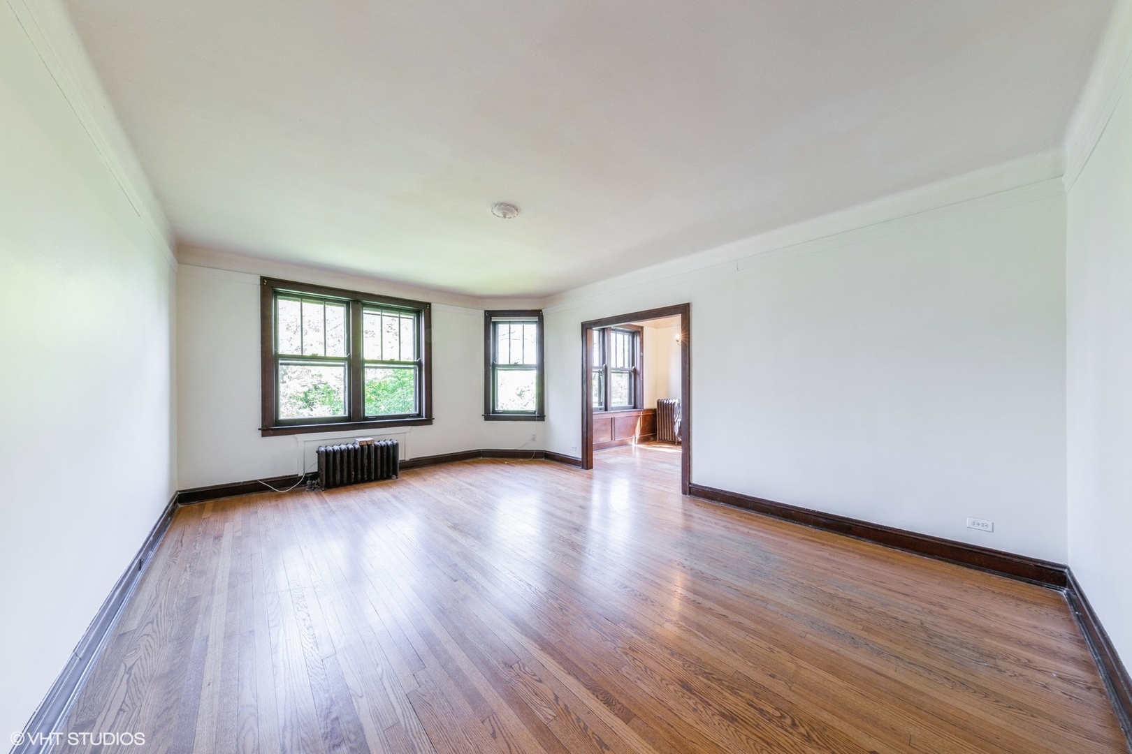 5425 S East View Park 2