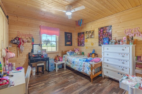 Tiny photo for 14824 N Tolle Lane, Mt Vernon, IL 62864 (MLS # 12676155)