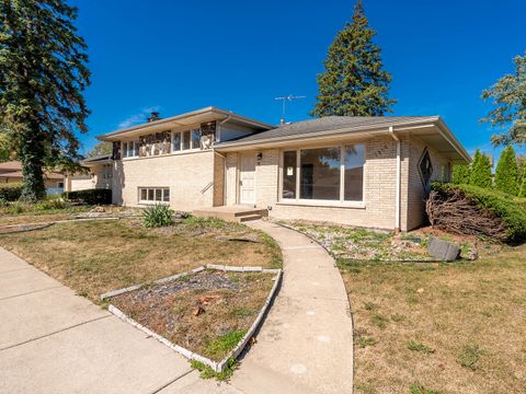 Photo of 2858 Kensington Avenue, Westchester, IL 60154 (MLS # 12544376)