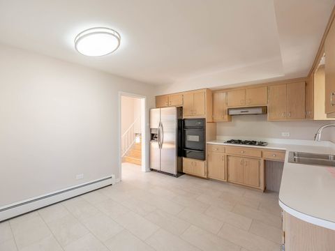 Tiny photo for 2858 Kensington Avenue, Westchester, IL 60154 (MLS # 12544376)