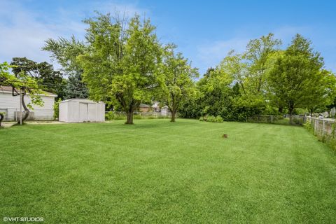 A home in Des Plaines