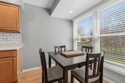 Tiny photo for 917 Shambliss Lane, Buffalo Grove, IL 60089 (MLS # 12617137)