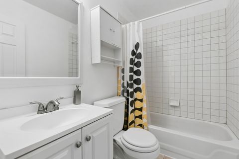 Tiny photo for 917 Shambliss Lane, Buffalo Grove, IL 60089 (MLS # 12617137)