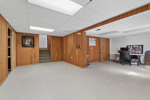 Tiny photo for 917 Shambliss Lane, Buffalo Grove, IL 60089 (MLS # 12617137)