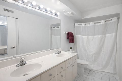 Tiny photo for 811 Chicago Avenue #308, Evanston, IL 60202 (MLS # 12540952)