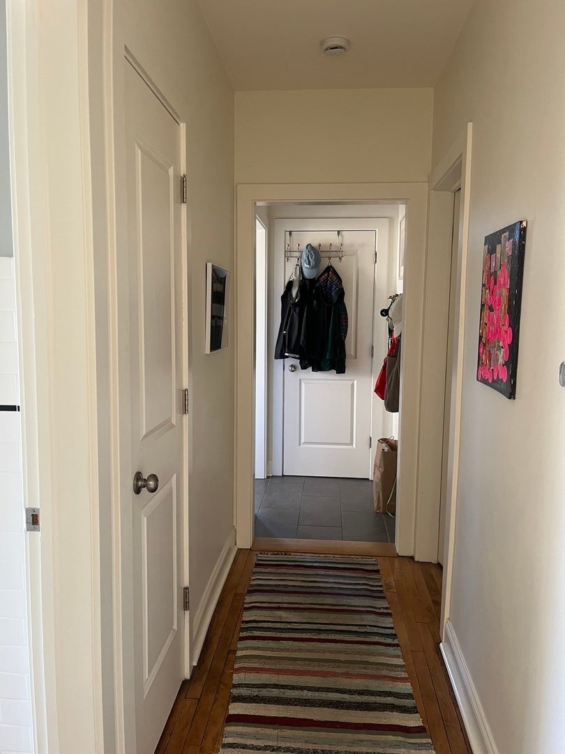 2833 W Walnut Street