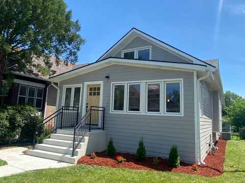 Photo of 213 Ashland Avenue, River Forest, IL 60305 (MLS # 12483838) Photo of 213 Ashland Avenue, River Forest, IL 60305 (MLS # 12483838)