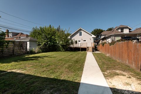 Tiny photo for 213 Ashland Avenue, River Forest, IL 60305 (MLS # 12483838)