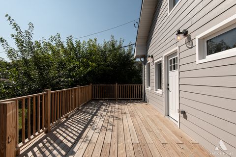 Tiny photo for 213 Ashland Avenue, River Forest, IL 60305 (MLS # 12483838)