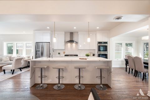 Tiny photo for 213 Ashland Avenue, River Forest, IL 60305 (MLS # 12483838)