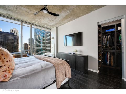 Tiny photo for 600 N FAIRBANKS Court #2801, Chicago, IL 60611 (MLS # 12583146)