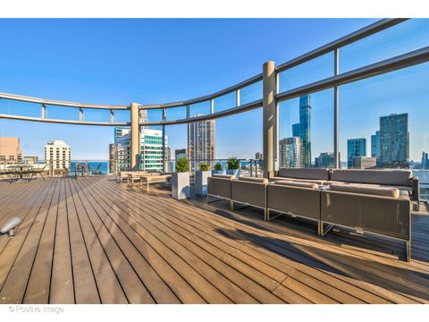 Tiny photo for 600 N FAIRBANKS Court #2801, Chicago, IL 60611 (MLS # 12583146)