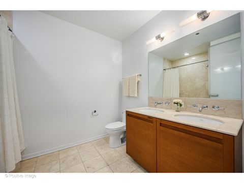 Tiny photo for 600 N FAIRBANKS Court #2801, Chicago, IL 60611 (MLS # 12583146)