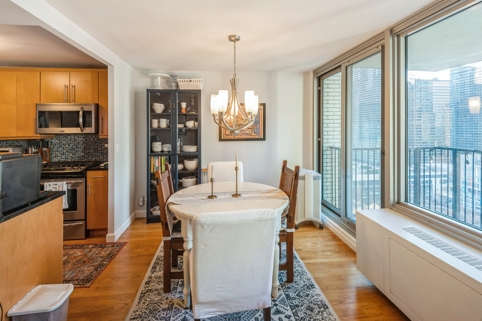 400 E Randolph Street 2518