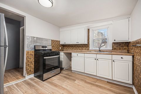 Tiny photo for 534 Rosewood Avenue, Aurora, IL 60505 (MLS # 12535984)