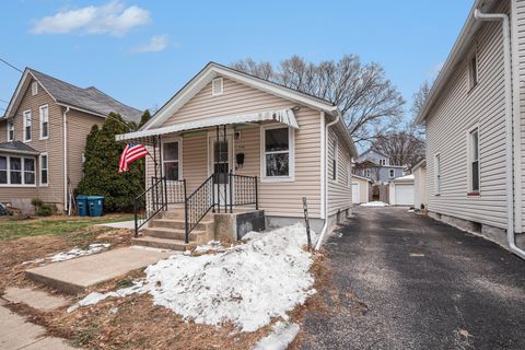 Tiny photo for 534 Rosewood Avenue, Aurora, IL 60505 (MLS # 12535984)