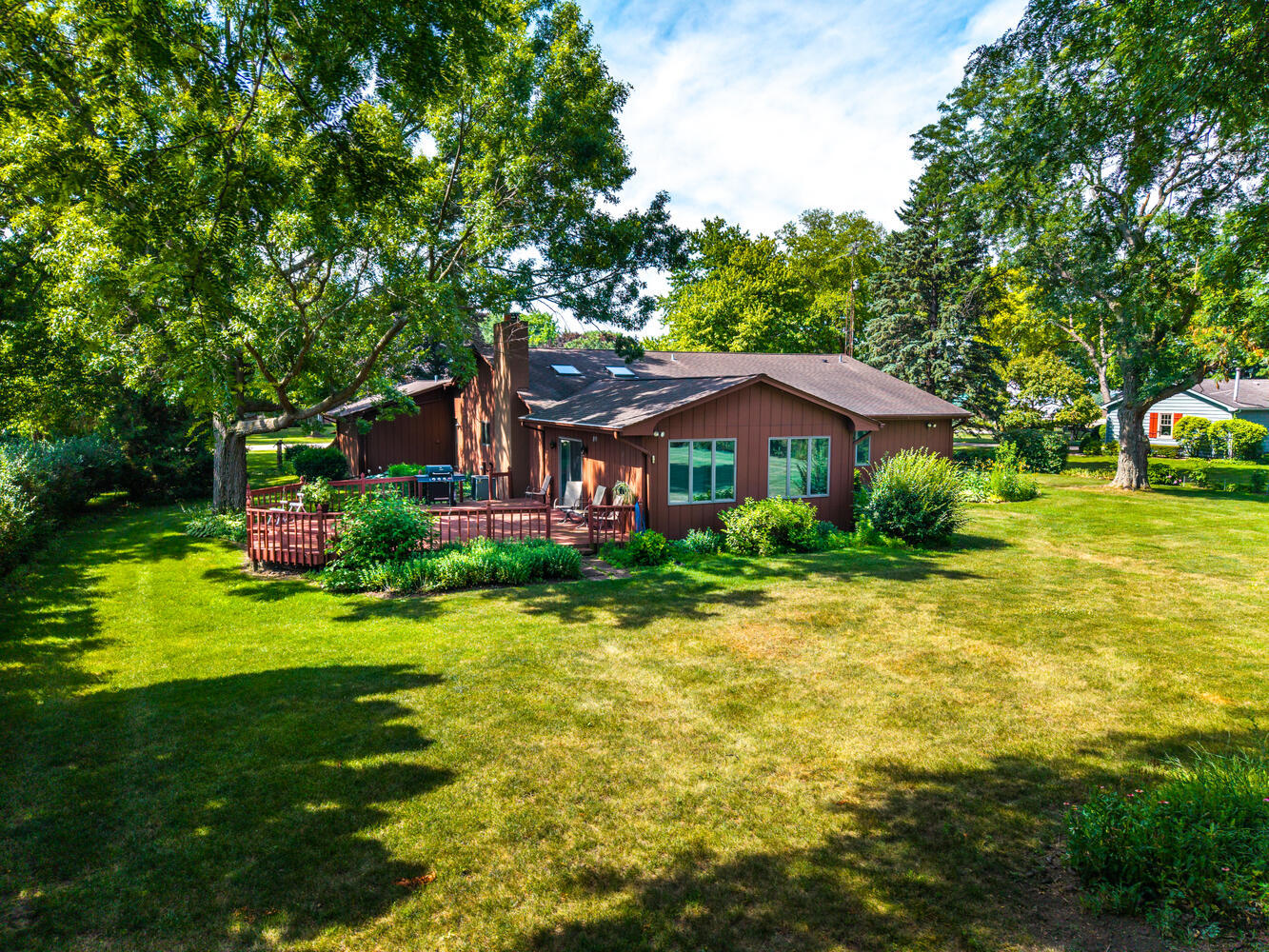 38W140 Rosewood Drive