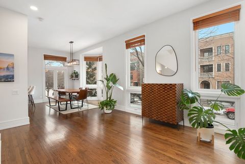 Tiny photo for 1431 N Cleveland Avenue, Chicago, IL 60610 (MLS # 12555962)