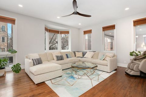 Tiny photo for 1431 N Cleveland Avenue, Chicago, IL 60610 (MLS # 12555962)