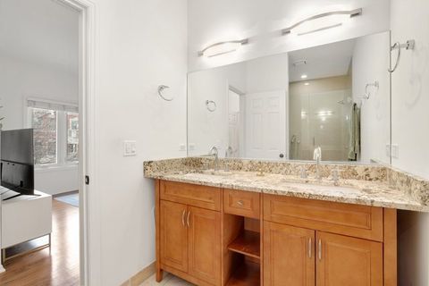 Tiny photo for 1431 N Cleveland Avenue, Chicago, IL 60610 (MLS # 12555962)