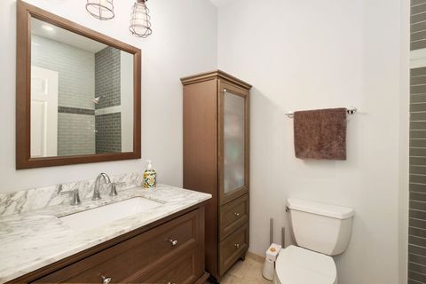 Tiny photo for 1431 N Cleveland Avenue, Chicago, IL 60610 (MLS # 12555962)